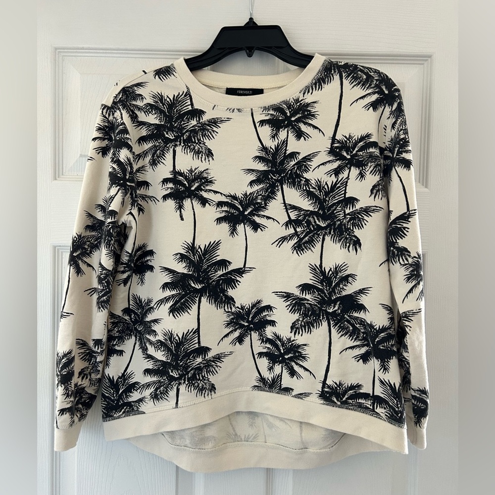 Forever 21 Black Palm Tree Sweatshirt Top Small